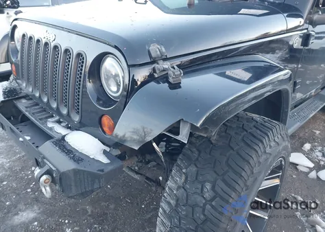 2010 Jeep Wrangler Unlimited Sahara from USA, damaged, VIN 1J4BA5H12AL176798